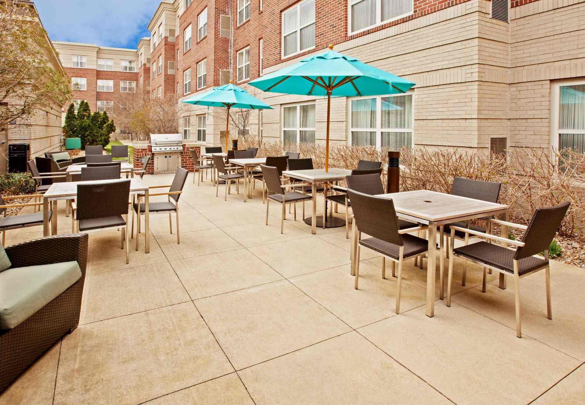 Residence Inn Indianapolis Кармел Экстерьер фото